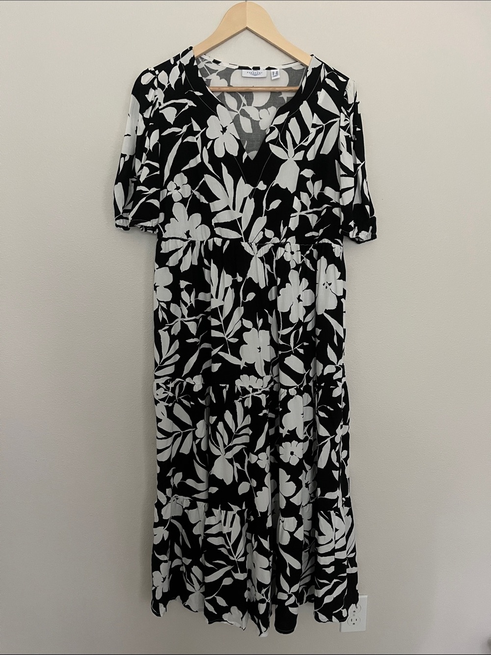Susan Graver Black & White Floral Maxi Dress